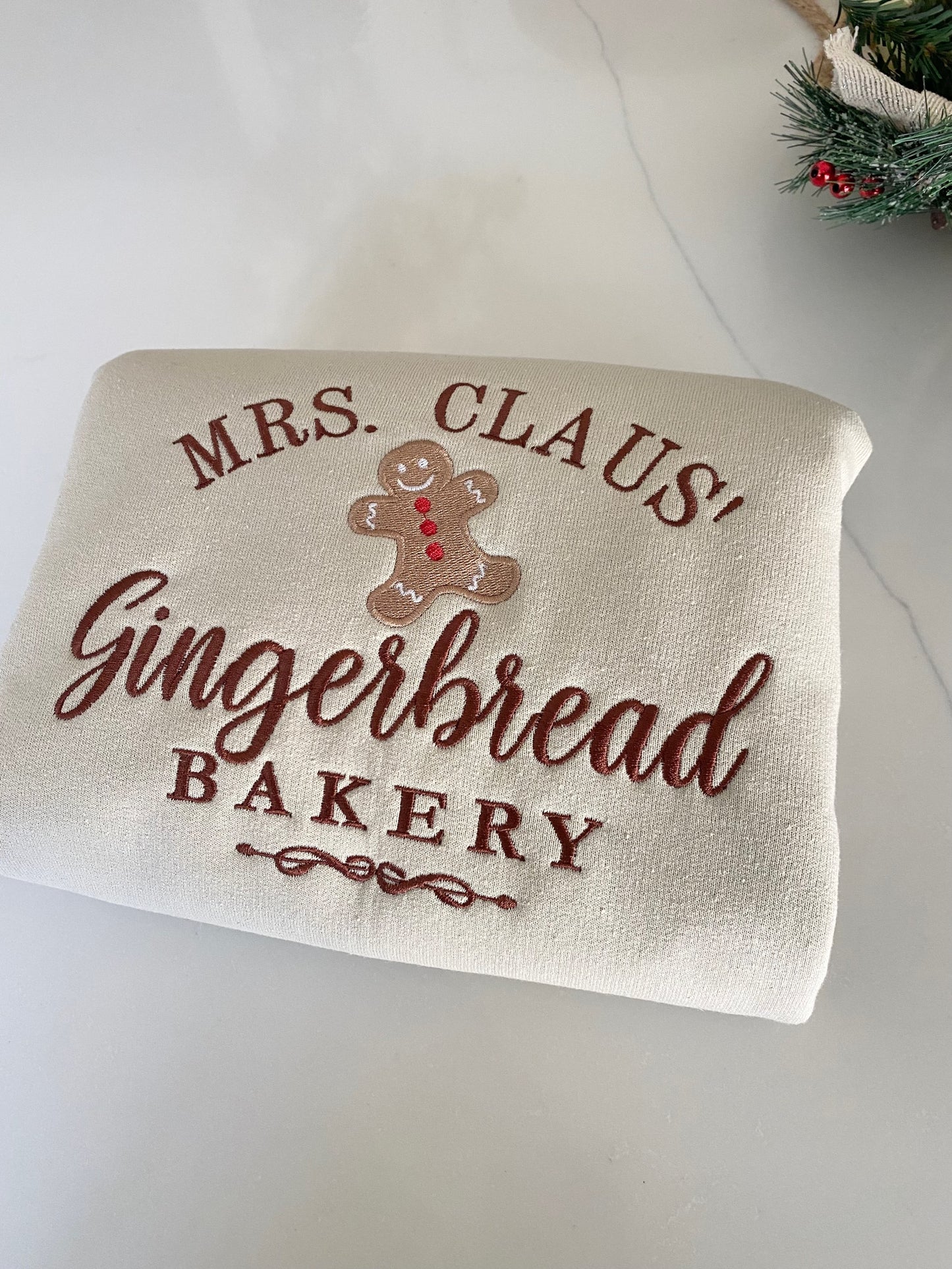 Mrs. Claus' Gingerbread image 3